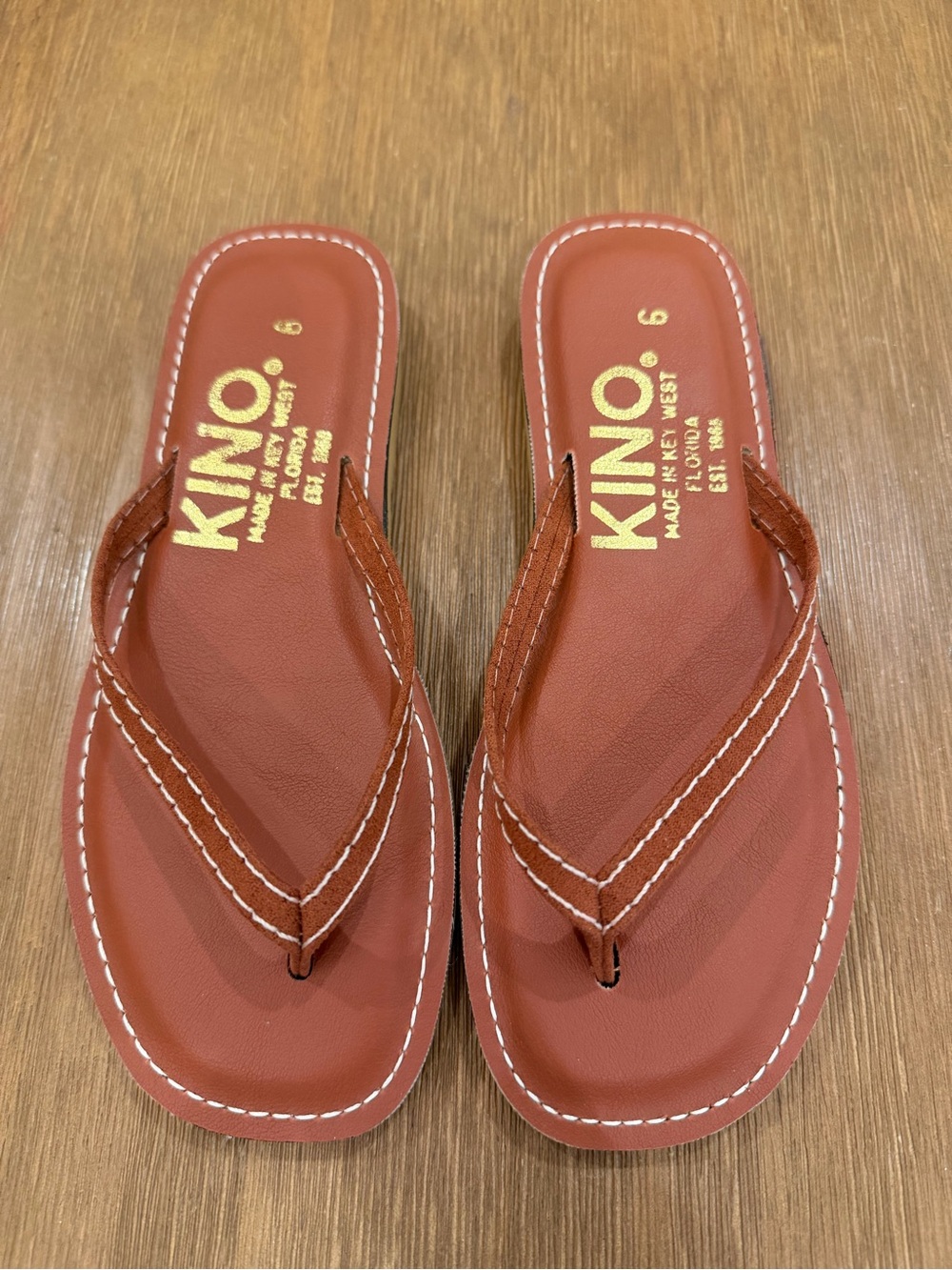KINO Women's Rust Brown Flip Flop Sandals